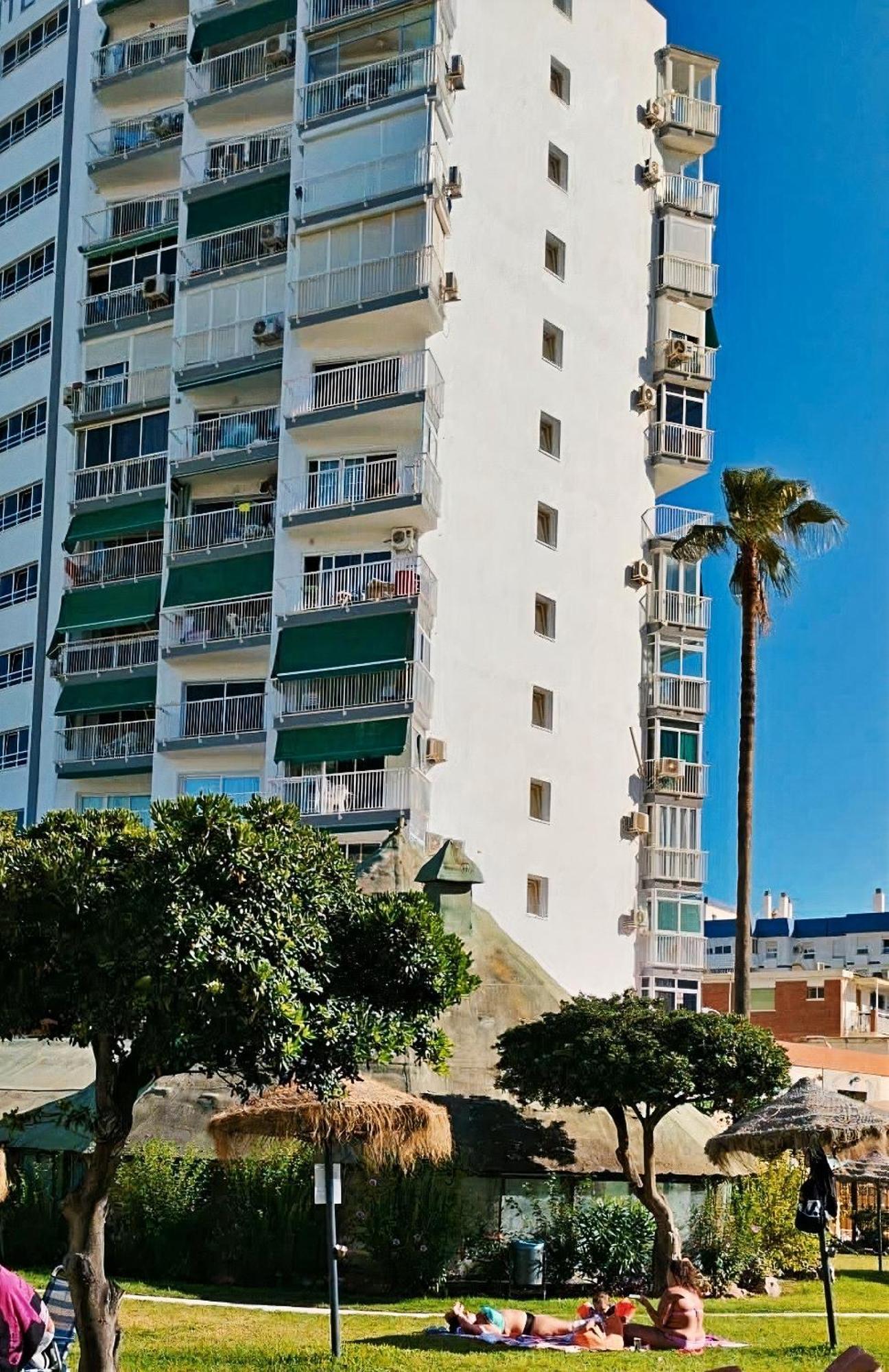 Playa Estudio Deluxe Apartment Benalmadena Ngoại thất bức ảnh